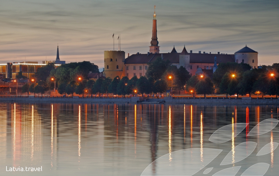 Ești pasionat de relații internaționale? Participă la conferința viitorilor lideri în Riga, Letonia